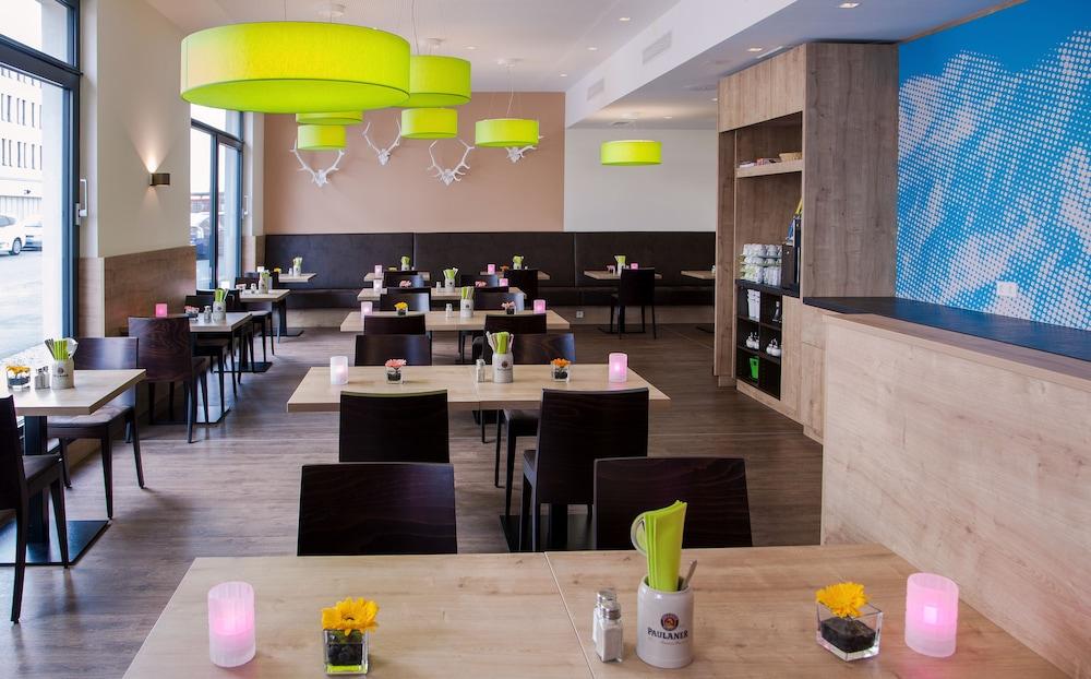 Coffee Fellows München-freiham 3* München