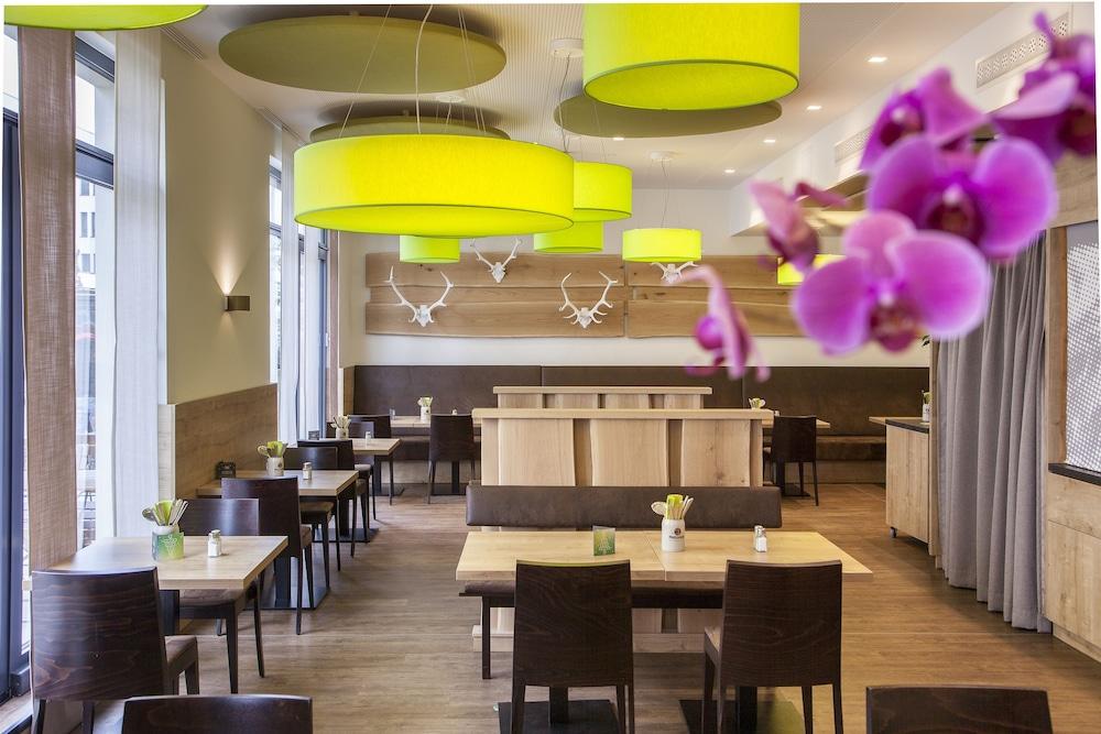 Hotel Coffee Fellows München-freiham München
